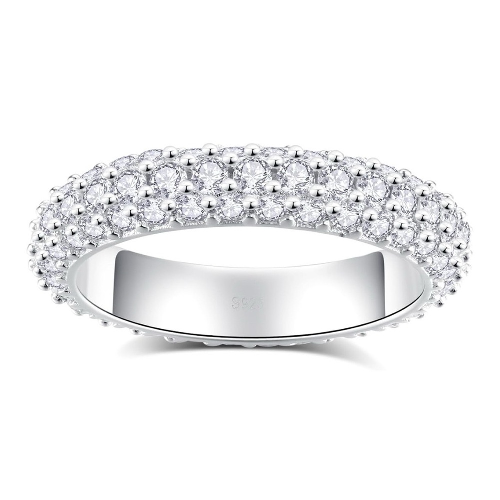 ❤️🖤🩷NIB FIRM 2 carat Moissanite eternity band.
